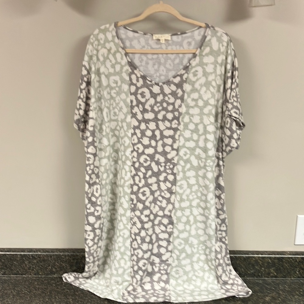 Perfect peach soft long shirt or short dress 1X